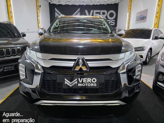 MITSUBISHI PAJERO SPORT 2.4 16V MIVEC TURBO DIESEL HPE-S AWD AUTOMÁTICO MITSUBISHI PAJERO SPORT 2.4 16V MIVEC TURBO DIESEL HPE-S AWD AUTOMÁTICO